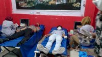 Bersama KNPI Sulsel, Polsek Panakukang Gelar Donor Darah Jelang HUT Bhayangkara