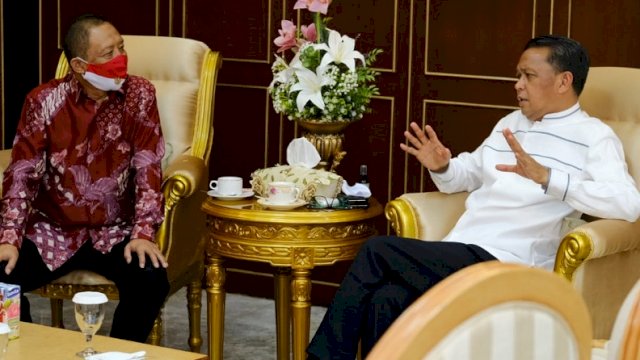 Dirut PT Perkebunan Nusantara (PN) XIV Ryan Wisnuardhy menemui Gubernur Sulsel Nurdin Abdullah di Kantor Gubernur Sulsel, Rabu (5/8/2020).