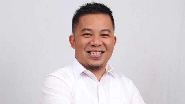 Direktur Eksekutif Parameter Publik Indonesia, Ras Md