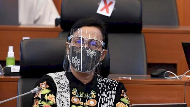 Menteri Keuangan Sri Mulyani mengikuti rapat kerja bersama Badan Anggaran DPR di Kompleks Parlemen Senayan, Jakarta, Senin (7/9/2020). (ANTARA FOTO/Puspa Perwitasari)