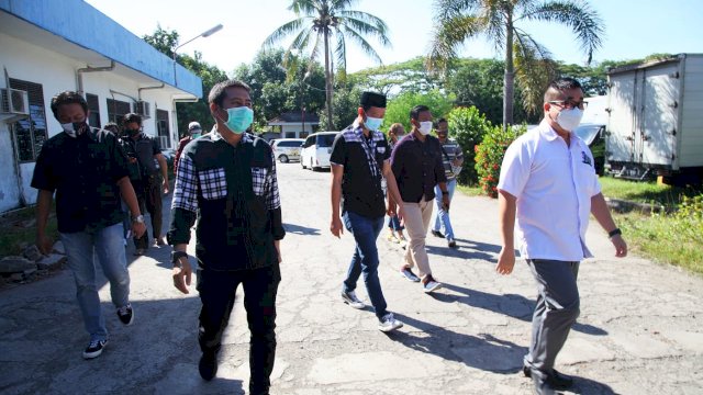 Pasangan calon Wali Kota dan Wakil Wali Kota Makassar nomor 3, Syamsu Rizal-Fadli Ananda (Dilan) silaturahmi bersama pekerja PT Megahputra Sejahtera, Senin (12/10/2020).