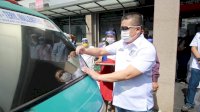 Canangkan Gerakan Angkot Bebas Covid-19, Appi-Rahman Semprot Disinfektan Petepete