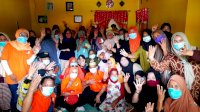 Kelompok Majelis Taklim Kampung Pallambeang Dukung Anir-Lutfi