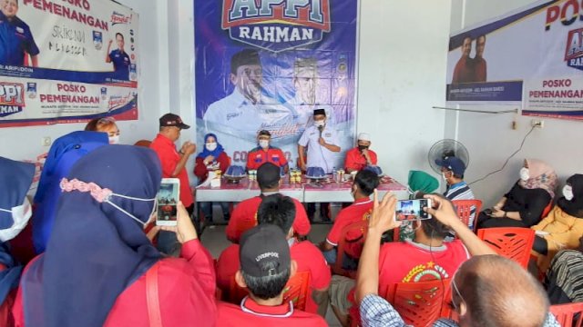 Calon Wakil Wali Kota Makassar, Rahman Bando resmikan posko relawan Srikandi Makassar