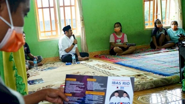 Andi Rio melakukan kunjungan di Maleku, Kecamatan Mangkutana.
