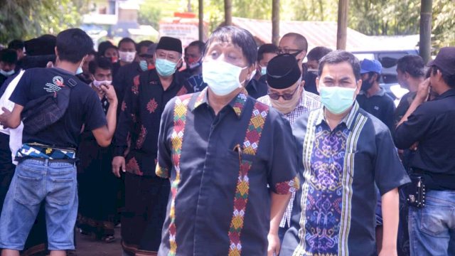 Gratiskan Iuran BPJS Kesehatan, Theo – Zadrak Tak Ingin Warganya Susah Saat Sakit