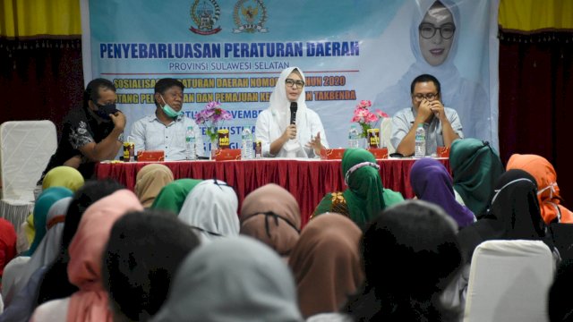 Anggota DPRD Sulsel, Andi Rachmatika Dewi sosialisasikan Perda 3/2020 tentang Pelestarian dan Pemajuan Kebudayaan Takbenda, di Hotel Mustika Sari Makassar, Sabtu (14/11/2020).
