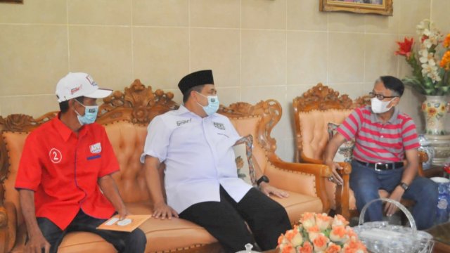 Ketua RT 01 RW 11 Kelurahan Mapala, Kecamatan Rappocini, memilih bergabung dalam barisan pemenangan Appi-Rahman.