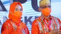 Kostum Debat Anir-Lutfi Murni Produk Sulsel