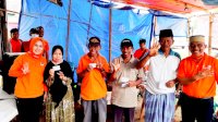 Warga Senang Kebagian Kartu Program Anir-Lutfi