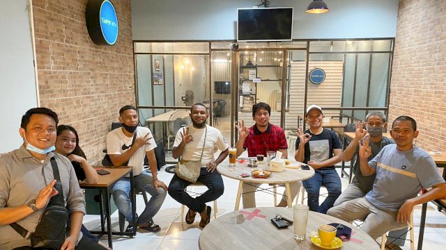 Keluarga Sulawesi Selatan (KKSS) Provinsi Papua mendukung penuh pasangan Deng Ical-Fadli Ananda di Pilwali Makassar. 