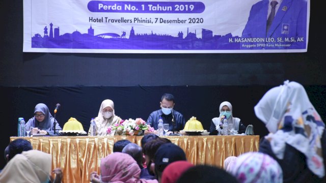 Anggota DPRD Makassar, Hasanuddin Leo sosialisasikan Perda Penyelenggaraan Pendidikan, di Hotel Travelers, Senin (7/12/2020).