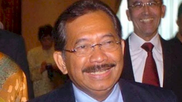 Mantan Menteri BUMN, Tanri Abeng. (Int) 