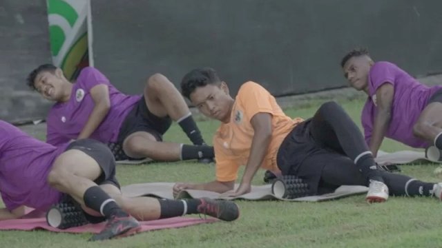 Para pemain tim nasional Indonesia U-16 saat menggelar pemusatan latihan (TC) di Yogyakarta pada Desember 2020. (ANTARA/HO/PSSI.org)