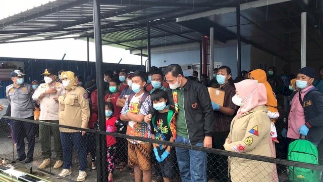 Pemprov Sulsel Pulangkan 102 Warga Korban Gempa Sulbar ke Jatim dan Jateng