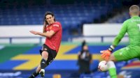 Cavani Diskors 3 Pertandingan dan Denda Rp 1,9 Miliar karena Unggahannya di Medsos