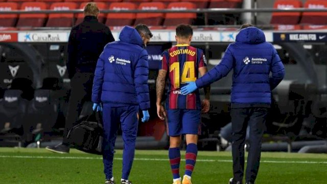 Badai cedera terus menghantui Barcelona, termasuk pemain Philippe Coutinho. Foto: (Getty Images/Alex Caparros)