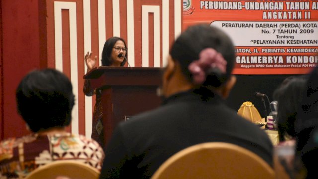 Anggota DPRD Makassar, Galmerrya Kondorura sosialisasikan Perda Pelayanan Kesehatan, di Hotel Dalton, Sabtu (27/2/2021).