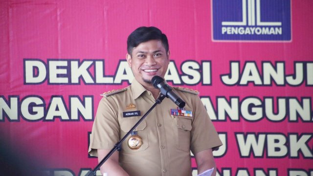 Bupati Gowa, Adnan Purichta Ichsan.