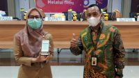 Bupati Indah Wajib Pajak Pertama Laporkan SPT Lewat e-Filing