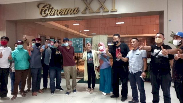 Ketua DPRD Makassar Nonton Film &ldquo;De Toeng&rdquo;: Luar Biasa Karya Anak Makassar