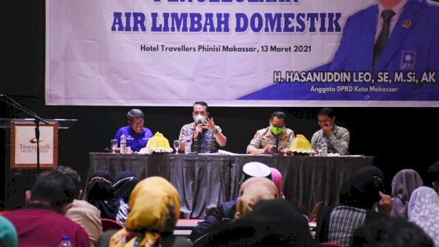 Anggota DPRD Makassar, Hasanuddin Leo sosialisasikan Perda Pengelolaan Air Limbah Domestik, di Hotel Travelers, Sabtu (13/3/2021).