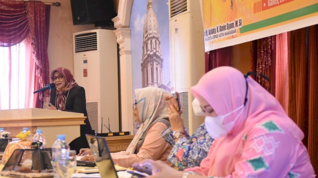 Anggota DPRD Makassar, Apiaty Amin Syam sosialisasikan Perda Pemberian Air Susu Ibu (ASI) Eksklusif di Hotel Grand Town, Jalan Pengayoman, Kamis (25/3/2021).