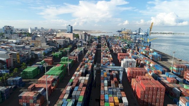 Pelindo IV Catat Pertumbuhan Trafik Arus Kapal meski Pandemi