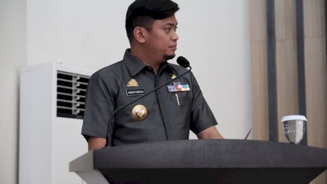 Bupati Gowa, Adnan Purichta Ichsan saat menyampaikan Laporan Keterangan Pertanggungjawaban Pemerintah Kabupaten Gowa, Tahun Anggaran 2020 di Ruang Rapat Paripurna DPRD Gowa, Senin (29/3/2021).