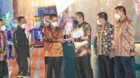 Raih Penghargaan Forum Phinisi Sultan, Danny Berterima Kasih ke Pejabat Walikota