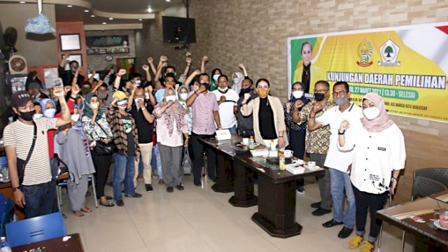 Periksa Infrastruktur, Legislator Golkar Debbie Rusdin Kunjungi SMKN 6 Makassar