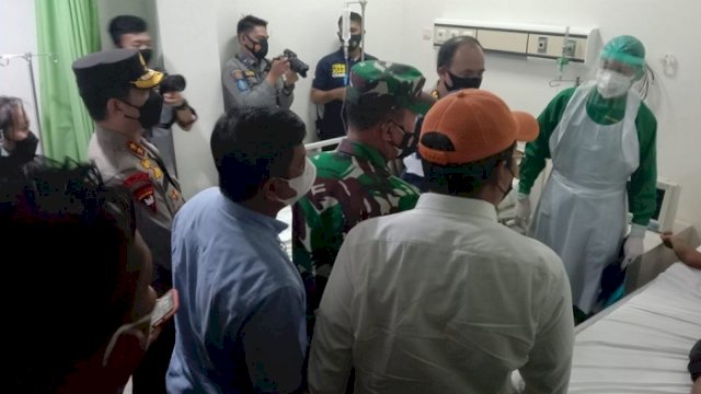 Jenguk Korban Ledakan, Danny: Semoga Cepat Pulih