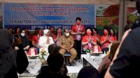 Gandeng TP PKK Makassar, Perwanti Sulsel Bagikan Sembako untuk Warga Terdampak Pandemi