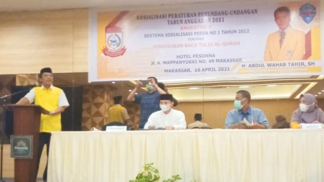 Anggota DPRD Makassar, Abdul Wahab Tahir sosialisasikan Perda Pendidikan Baca Tulis Al-Quran, di Hotel Pessona, Minggu (18/4/2021).