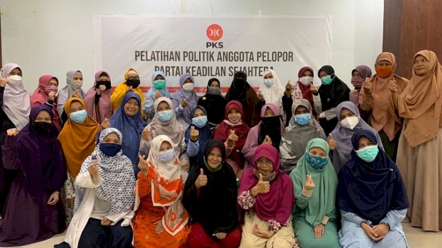 PKS Kota Makassar Gelar Pelatihan Politik dan Baca Alquran
