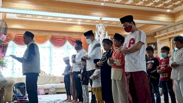 Gelar Pesantren Kilat di Rumah Pribadi, Andi Nurhaldin: Permintaan Khusus Istri Saya