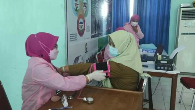 Jelang Sekolah Tatap Muka, Guru Disuntik Vaksin Covid Mulai Pekan Depan