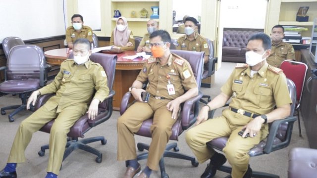 Pemkab Sinjai mengikuti sosialisasi Aplikasi Monitoring For Prevention (MPC) manajemen ASN dan pengawasan APIP yang digelar Komisi Pemberantasan Korupsi (KPK), Selasa (27/4/2021).