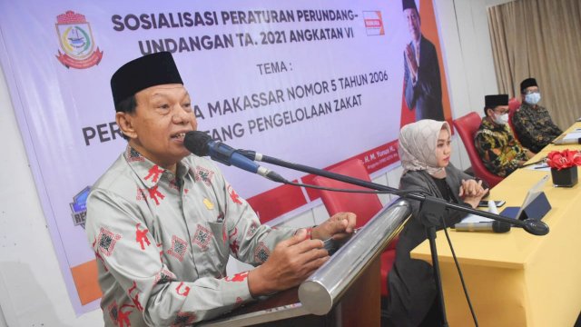 Anggota DPRD Makassar, HM Yunus sosialisasikan Perda Zakat, di Hotel Karebosi Primer, Rabu (5/5/2021).