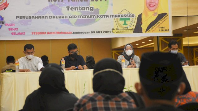 Anggota DPRD Makassar, Nurul Hidayat sosialisasikan Perda Perusahaan Umum Daerah Air Minum, di Hotel Pessona, Minggu (9/5/2021).