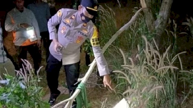 Geger! Paman Temukan Keponakan Tewas Tergantung di Pohon Akasia