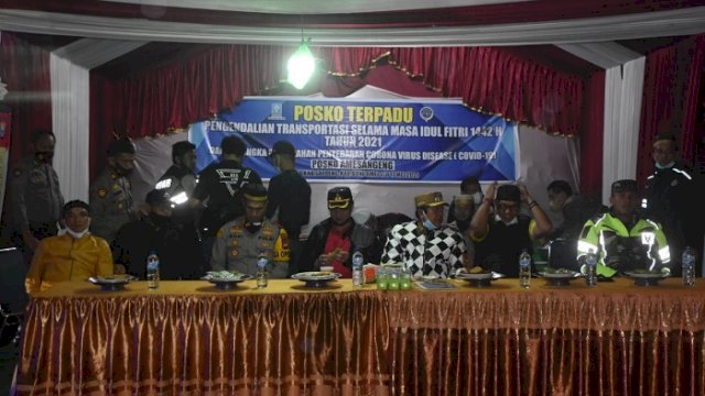 Larangan Mudik, Kaswadi Tinjau Pos Pengamanan di Perbatasan