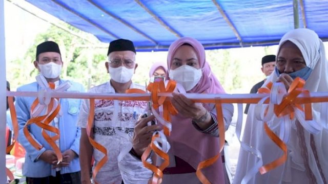 Bupati Indah Putri Indriani meresmikan Rumah Qur'an Armina di Desa Saptamarga, Sukamaju, Sabtu (19/6/2021).