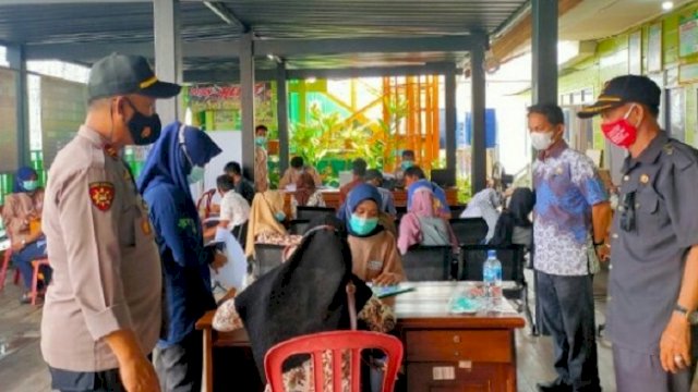 Warga Pulau Sembilan Ikut Vaksinasi Massal, Camat: Jangan Takut