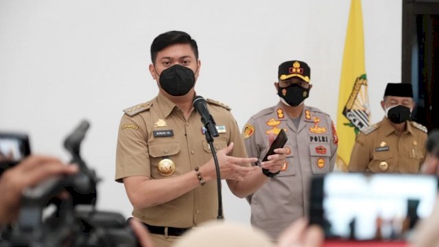 Bupati Gowa, Adnan Purichta Ichsan.