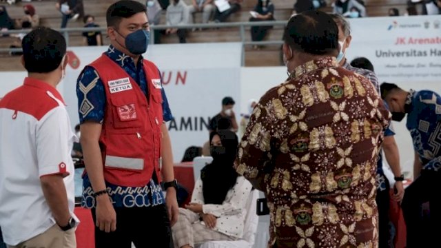 Adnan Pantau Vaksinasi Covid-19 di Unhas