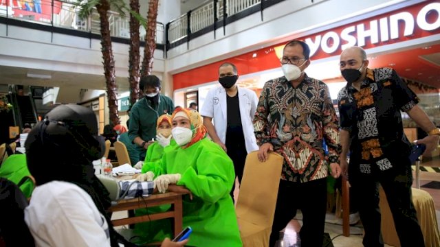 Danny Sebut Makassar Masuk 8 Besar Kota Terbaik Laksanakan Vaksinasi