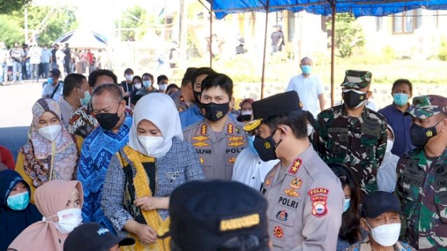 Tinjau Vaksinasi, Kapolda Sulsel: Setelah Divaksin Tetap Terapkan Prokes