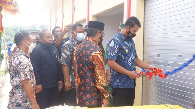 Diresmikan Bupati Sinjai, Kios Pasar Batang Dianggarkan Rp306 Juta