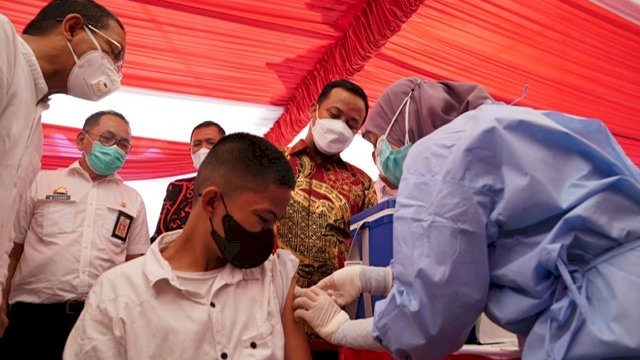 1,8 Juta Warga Sulsel Sudah Disuntik Vaksin